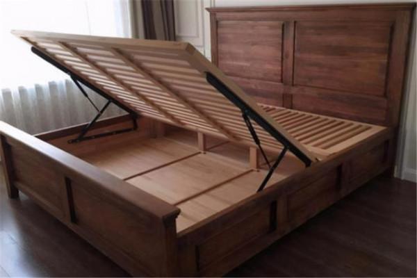 臥室床怎麼選?聽老師傅一講,沒想到還有這麼多門道 臥室床怎麼選?聽老師傅一講,沒想到還有這麼多門道