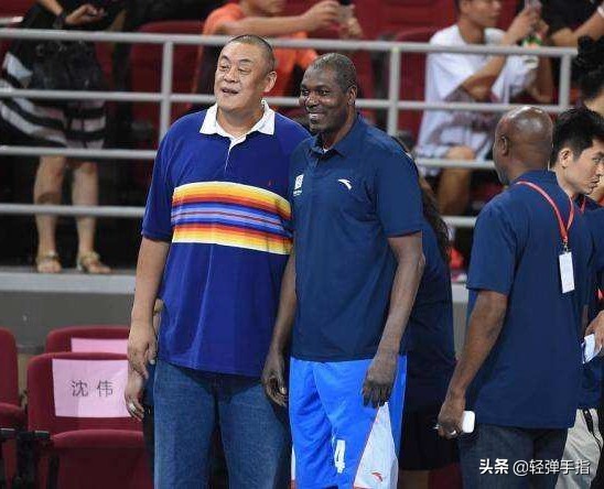 人物｜94黃金一代中鋒，中途退役去機場工作，效力10支球隊創紀錄