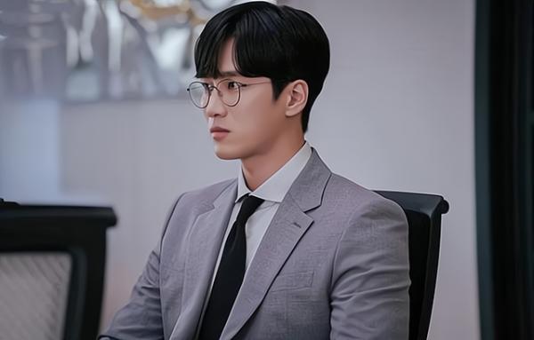 2公里的距離安排30輛婚車接親，婚後婆家斤斤計較，女子及時止損