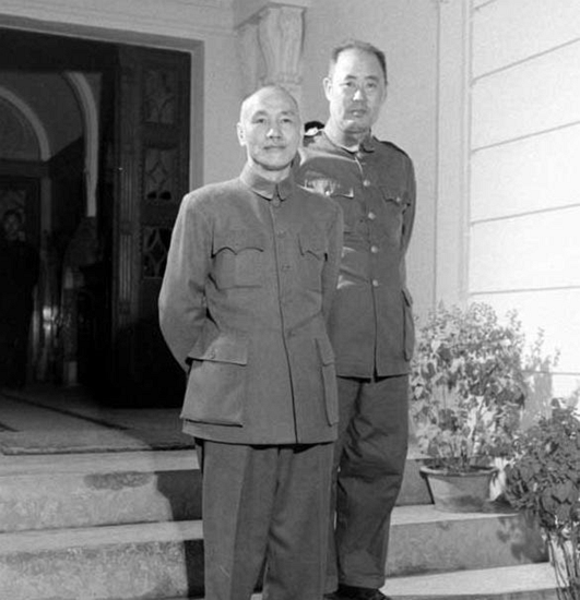 閻又文寫信“痛罵”毛主席，主席下令在延安全文傳閱：奇文共欣賞