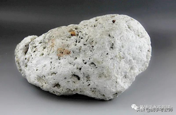 龍涎香的“涎”怎麼讀？