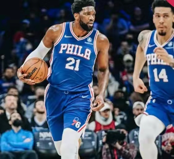 76人輕取雷霆！兩大探花秀對飆，14投砍24分，難怪哈登都換不來