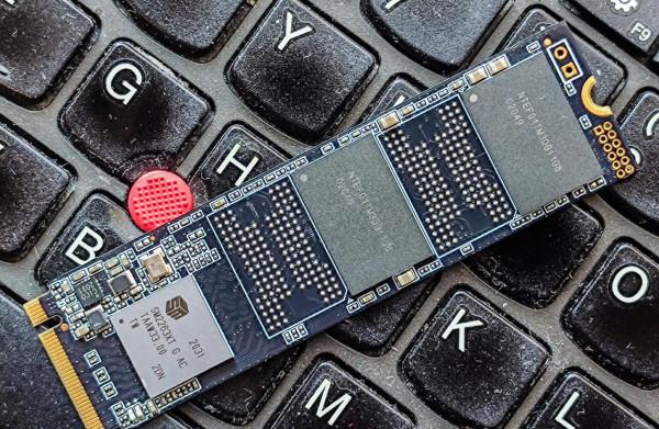 可以飆到2000GB/S的固態硬碟：ORICO 迅龍SSD