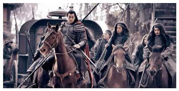 父親死於張飛之手,母親被曹操強佔,他長大成一代名將,名字耳熟 父親死於張飛之手,母親被曹操強佔,他長大成一代名將,名字耳熟