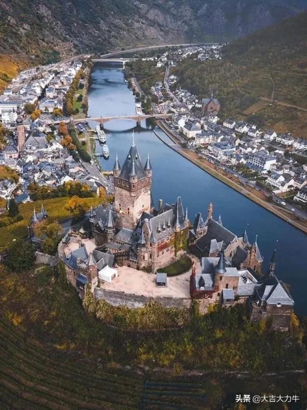 美麗的德國小鎮科赫姆