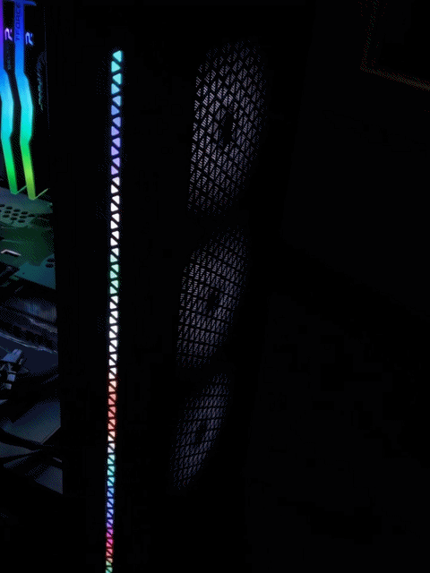 主流裝機個性之選，動力火車鈦3080 新品機箱評測