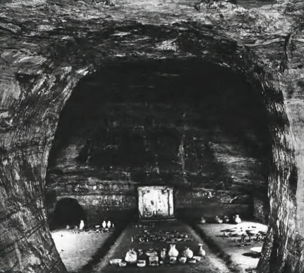 1968年西漢古墓事件：解放軍炸出上萬件珍寶，驚動周總理