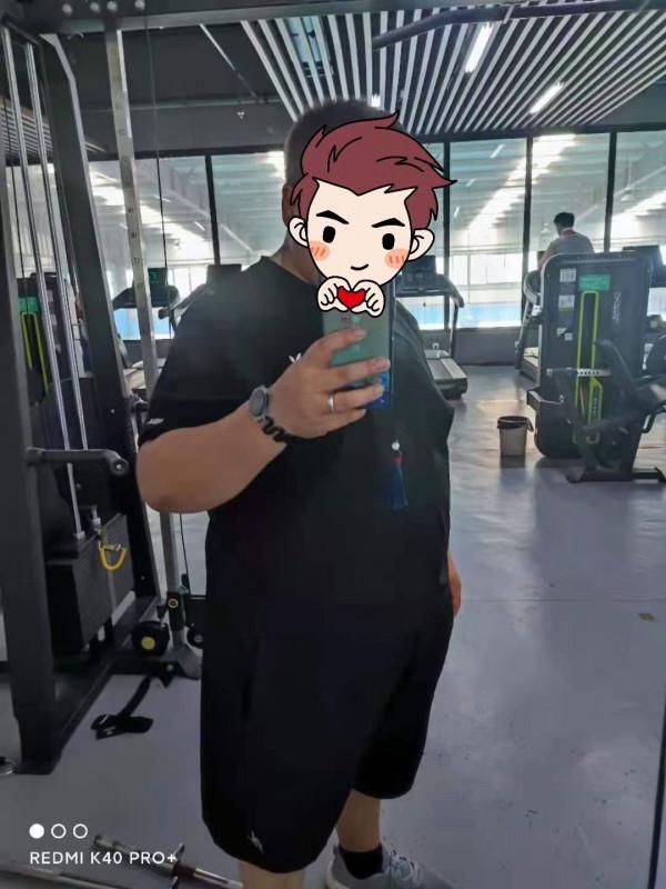 減重手術後半年,從330斤瘦到230斤 減重手術後半年,從330斤瘦到230斤