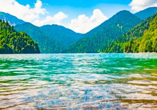 煙波浩渺李白湖,淳樸明澈杜甫湖——請你給山中玉湖起個雅名 煙波浩渺李白湖,淳樸明澈杜甫湖——請你給山中玉湖起個雅名