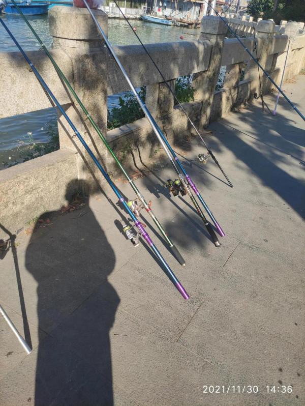 為什麼這些人如此悠閒? 為什麼這些人如此悠閒?