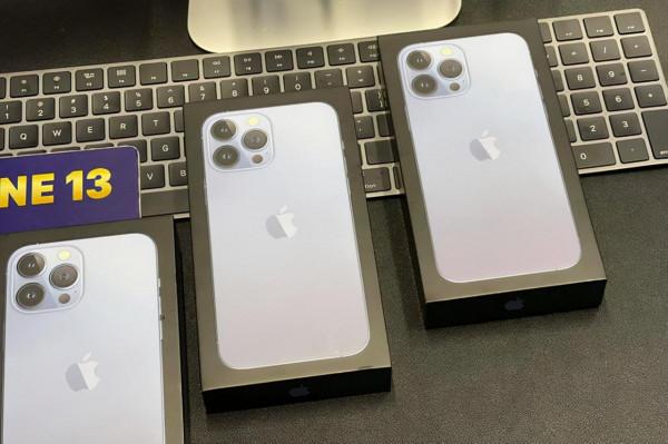 iPhone 13 Pro Max 越南售價 4650 萬越南盾起（大約1.3萬人民幣）
