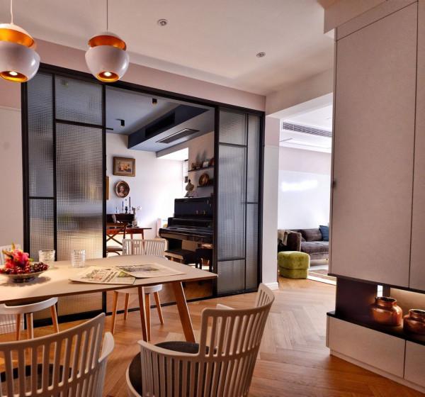 90後小夫妻的婚房，不聽長輩意見，堅持做自己，打造獨一無二的家