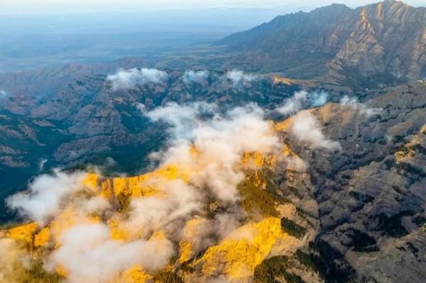 中國各省份的最高峰,我不熟悉的,的確有不少 中國各省份的最高峰,我不熟悉的,的確有不少