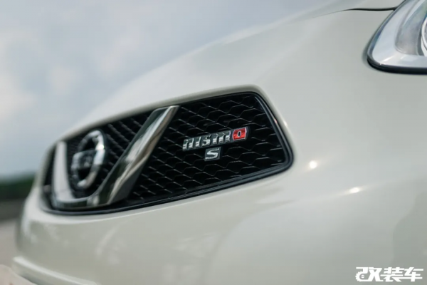 全國僅此一輛戰神GT-R的小表弟，沒想到nismo還有買菜功能