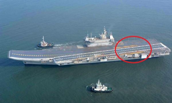 裝攔阻索了！印度國產航母第三次試航，近防炮是想一炮轟死自己？