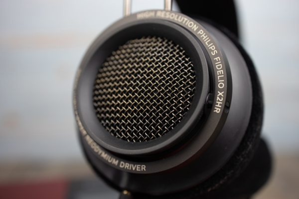 情懷耳機就只能聽個響?飛利浦Fidelio X2HR 對你說“不” 情懷耳機就只能聽個響?飛利浦Fidelio X2HR 對你說“不”