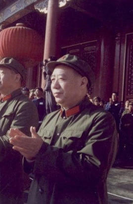 55年授銜的這位開國少將,元帥大將都給他面子,最後升到了正國級 55年授銜的這位開國少將,元帥大將都給他面子,最後升到了正國級