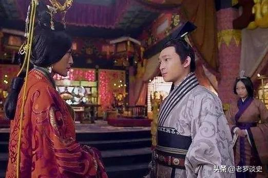 東漢年間，漢明帝欲封皇后，陰太后：馬貴人德冠後宮，宜立為後