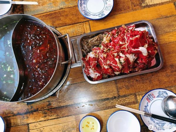 旅行就要邊走邊吃：舌尖上的昆明，盤點我在昆明吃到的各種美食