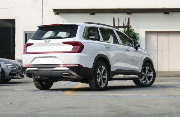 這款合資中型SUV全系2.0T+8AT，是真厚道啊