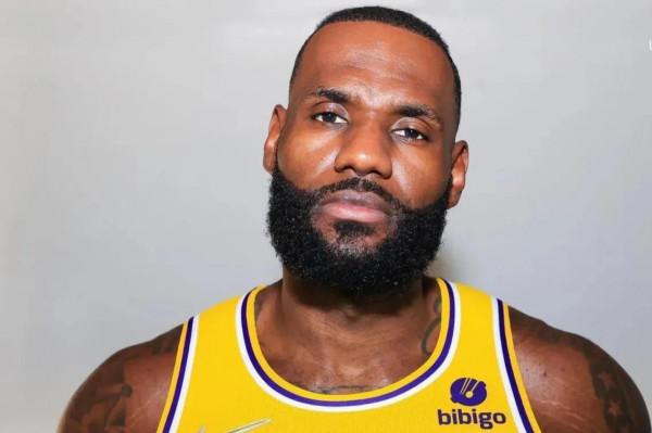 美媒列出了90年代和21世紀初兩組最強的MVP,7場系列賽哪組能取勝 美媒列出了90年代和21世紀初兩組最強的MVP,7場系列賽哪組能取勝