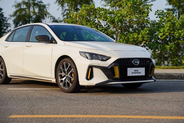 國產轎車，由弱變強