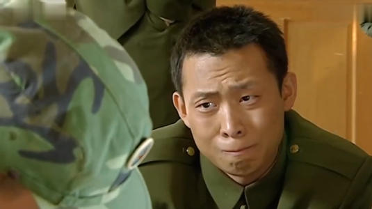 油頭粉面就不要演軍人了!這6位演員告訴你,什麼才叫英姿颯爽 油頭粉面就不要演軍人了!這6位演員告訴你,什麼才叫英姿颯爽