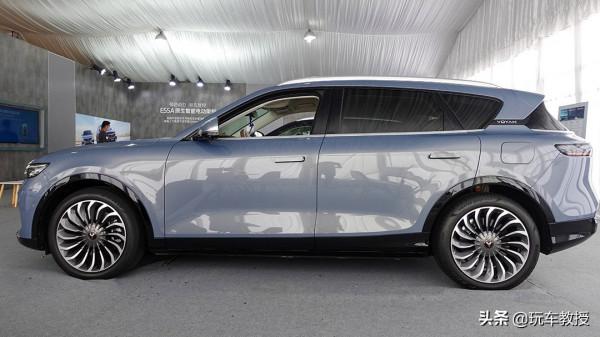 媲美超跑效能！場地試駕嵐圖FREE 還不止高效能那麼簡單？