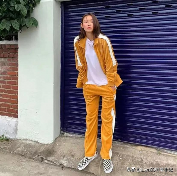 “成套穿”又火了 “成套穿”又火了