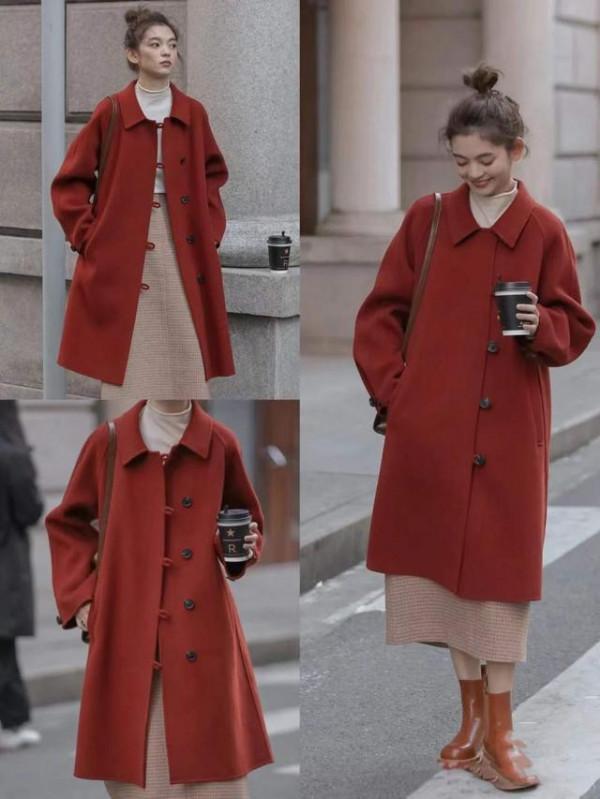 新年要穿得火紅起來！“中國紅”大衣趕緊安排，喜慶又巨顯氣質