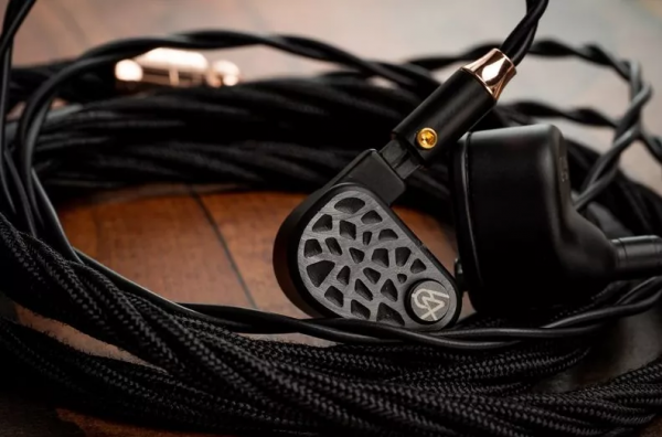 PLUSSOUND全新Verse Copper+搭配64 AUDIO系列聽感分享