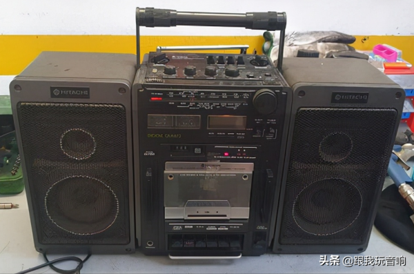 日立TRK-9150收錄機是在1979年推出的一款可分體式立體聲音響