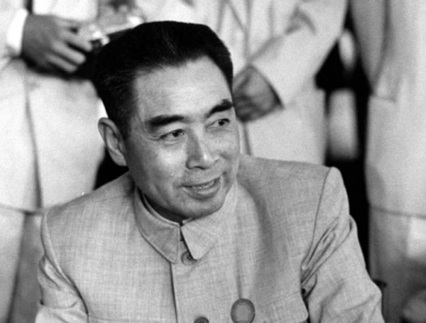 勃列日涅夫逝世，我方是否要參加葬禮？鄧公用一妙招緩和中蘇關係