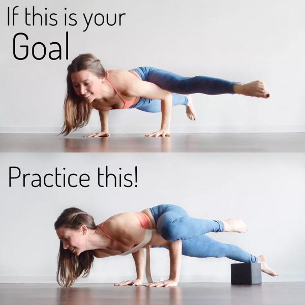 練瑜伽，輔具是最好的老師（附46個瑜伽常見體式練習方法）