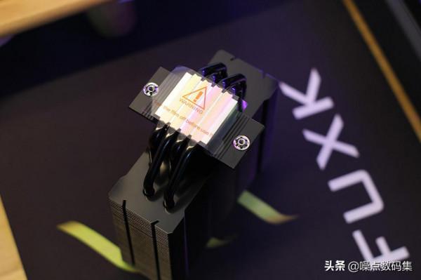 支援12代酷睿的百元級風冷——超頻三東海R4000散熱器評測