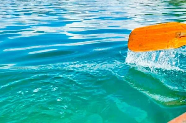 煙波浩渺李白湖,淳樸明澈杜甫湖——請你給山中玉湖起個雅名 煙波浩渺李白湖,淳樸明澈杜甫湖——請你給山中玉湖起個雅名