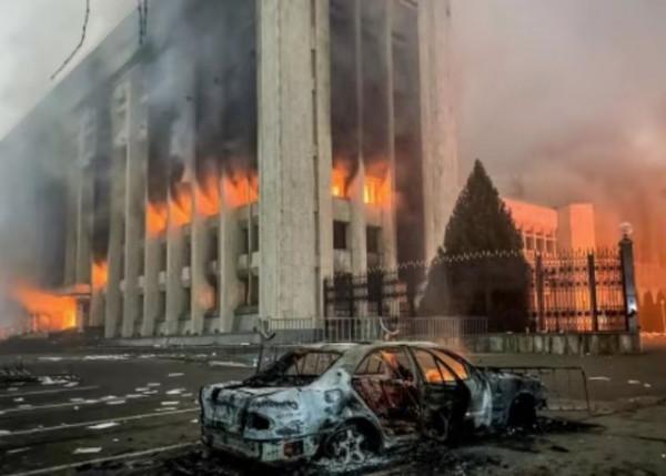 局勢驟變！哈薩克總統稱境外勢力挑撥，美國否認，中方發聲