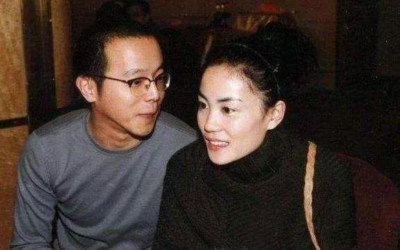 一場演唱會，主唱立了遺囑，四大天王和王菲只能坐在臺下當觀眾