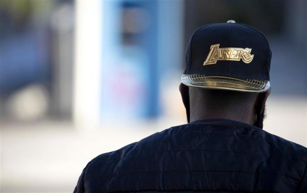 2021年終專稿丨蘇斌添、國足、EDG……他們都藏在這些年度熱詞裡