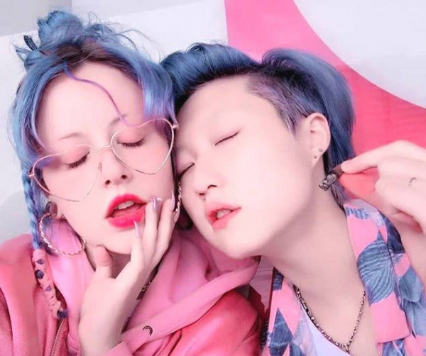 割腕自殺、告母入獄,成龍女兒這是反擊報復還是無限作妖? 割腕自殺、告母入獄,成龍女兒這是反擊報復還是無限作妖?