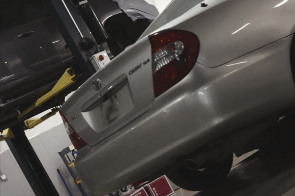 「情懷玩車」翻新復活2002年的豐田佳美，絕代神車，氣質非凡