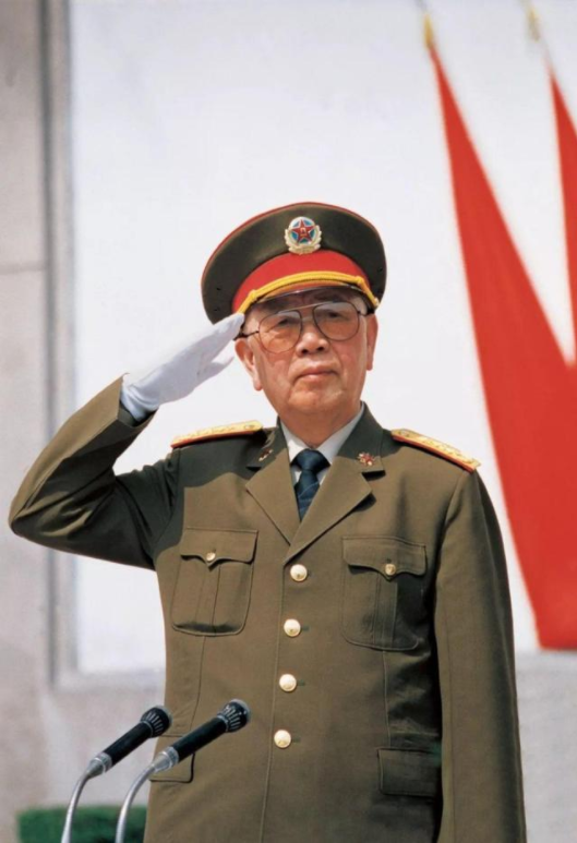 82年劉華清視察海軍，因何事生氣：已到了非徹底整頓不可的時候了