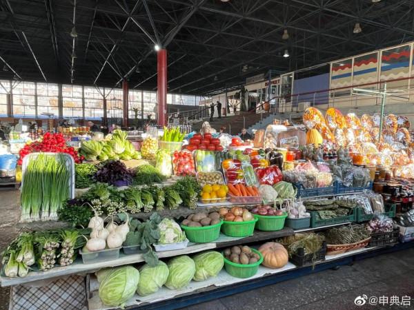 亞美尼亞埃裡溫傳統市場，飲食文化豐富且物價便宜，物產令人震撼