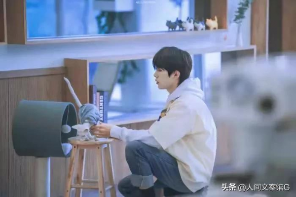 桌布 &vert; 易烊千璽高畫質頭像