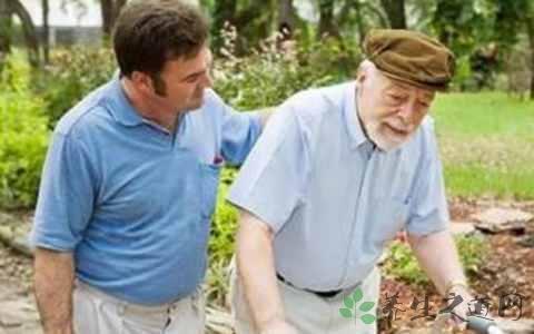 經常吃降壓藥的人，要注意觀察身上這幾種跡象，早知早受益