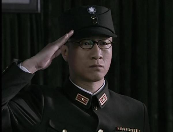 餘則成的“三等雲麾勳章”是什麼級別?可算是黨國“殊遇”了 餘則成的“三等雲麾勳章”是什麼級別?可算是黨國“殊遇”了