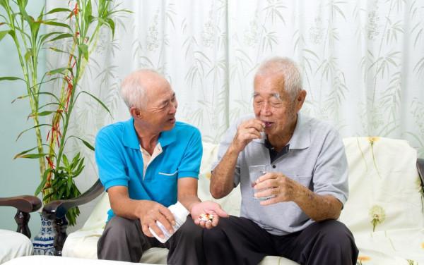 到了60歲的人,有些指標異常可能不是病了,只是老了 到了60歲的人,有些指標異常可能不是病了,只是老了