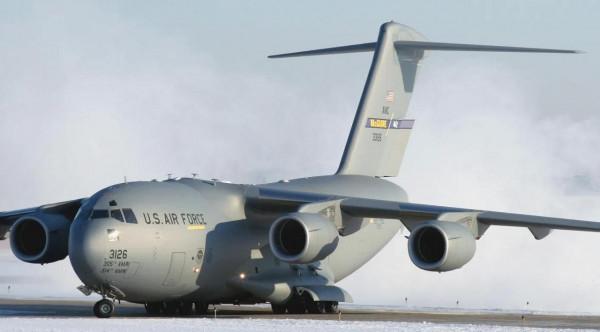 C-17“環球霸王”III運輸機圖集（200圖）
