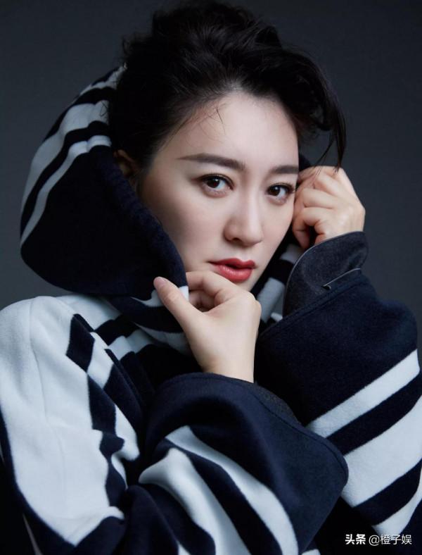 魅力十足的李小冉