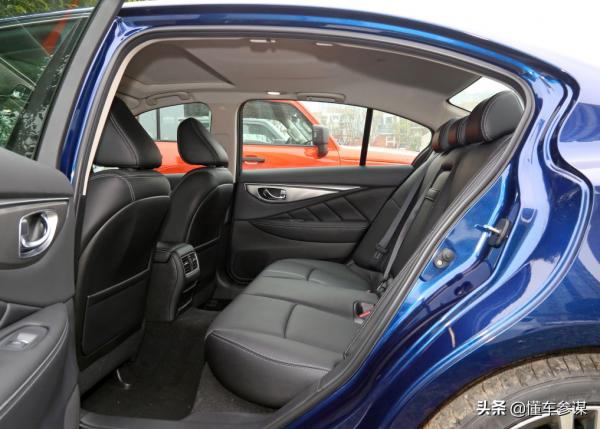 車界的小米6釘子戶,用上上代賓士發動機,新車還賣40萬 車界的小米6釘子戶,用上上代賓士發動機,新車還賣40萬